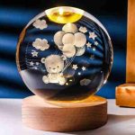 چراغ خواب مدل گوی کریستال خرس و بادکنک